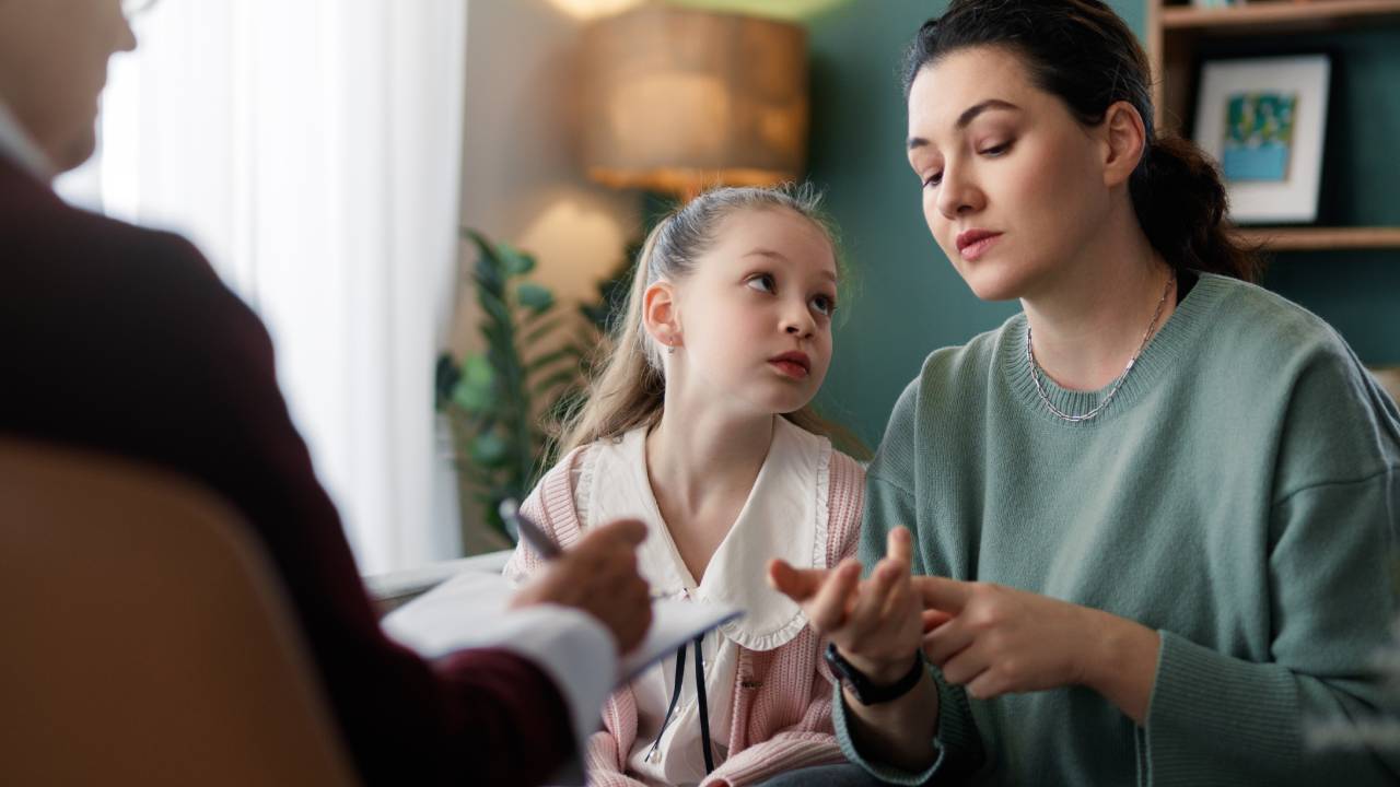 Essential Communication Skills in Family Therapy Explained