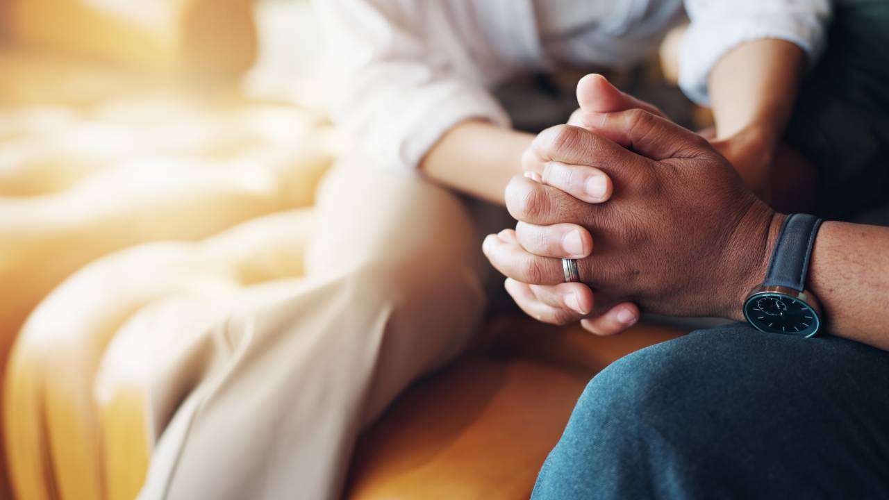 Overcome Challenges in Trust Rebuilding After Addiction